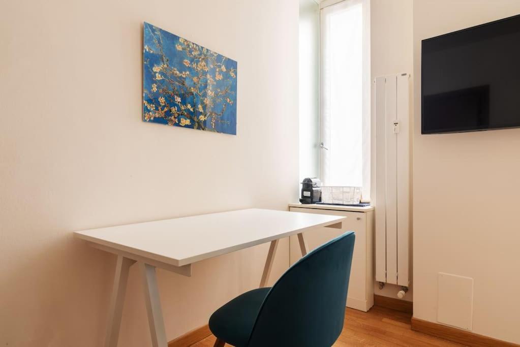 Studio Apartment Brera Milan Exterior photo