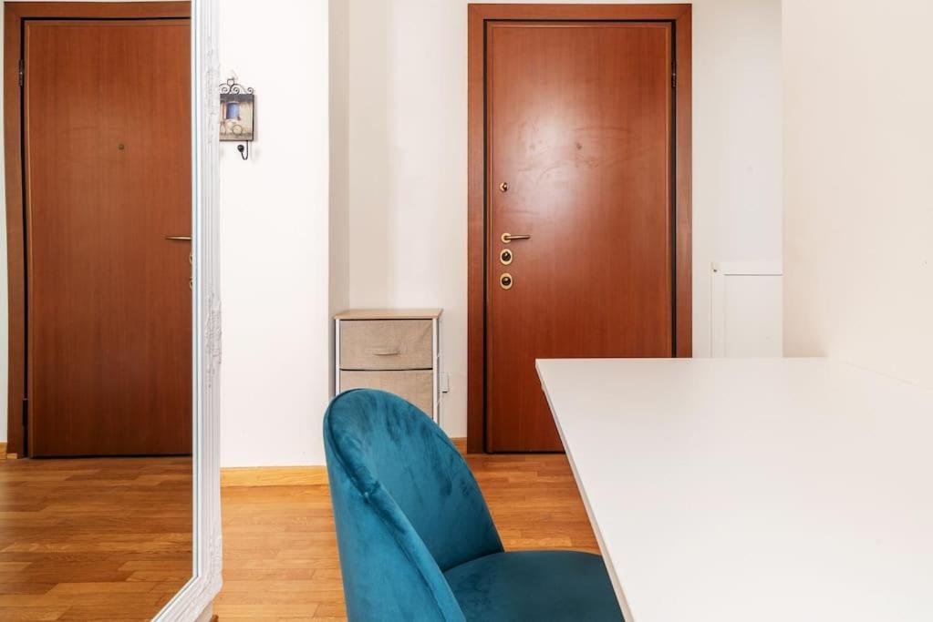 Studio Apartment Brera Milan Exterior photo