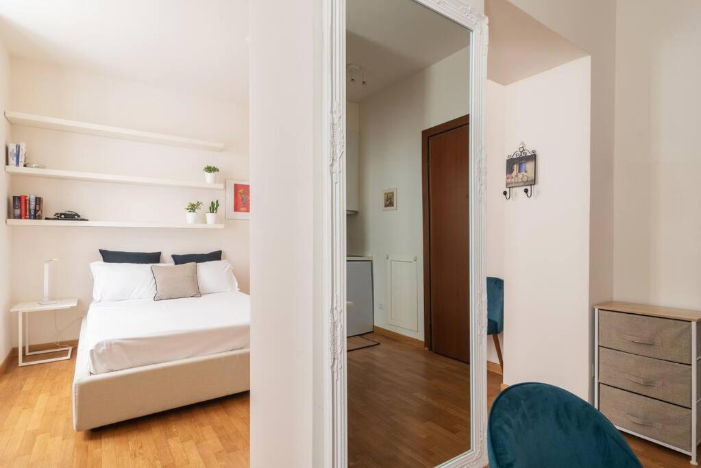 Studio Apartment Brera Milan Exterior photo