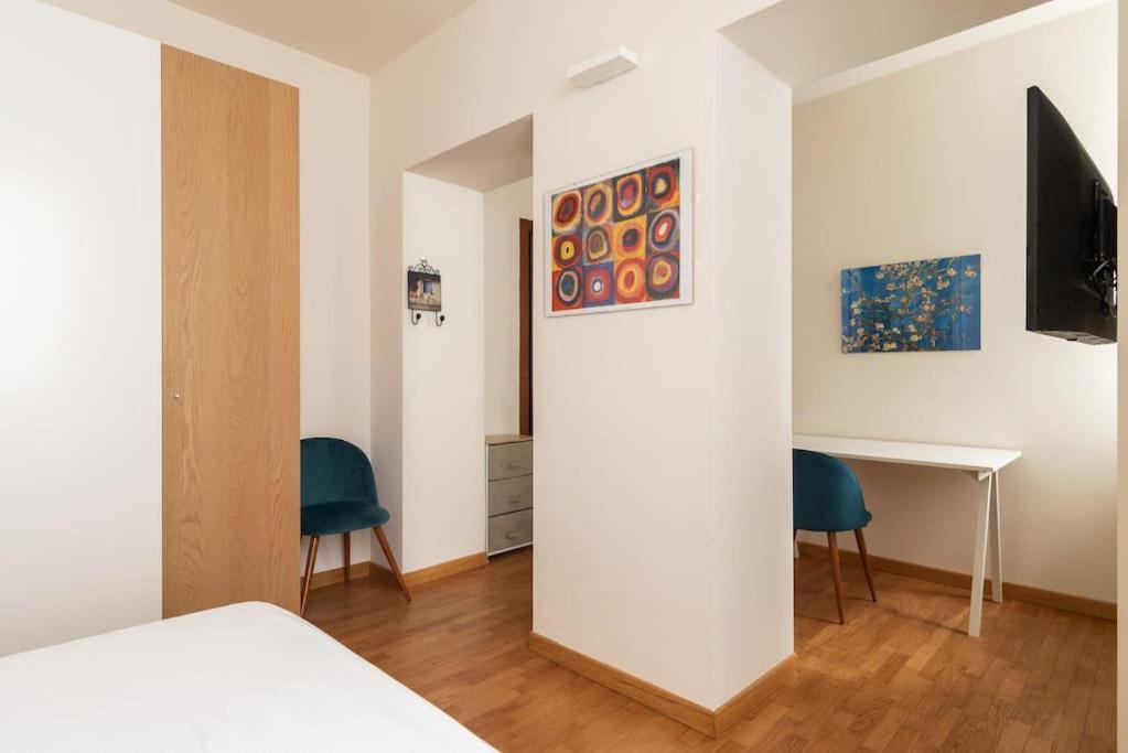 Studio Apartment Brera Milan Exterior photo