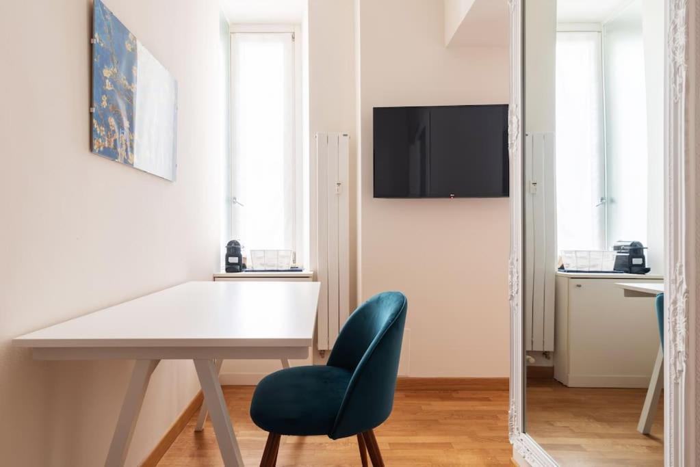Studio Apartment Brera Milan Exterior photo